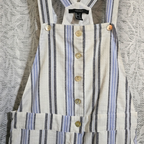 Forever 21 Stripped Shorts Overalls - Picture 3 of 4